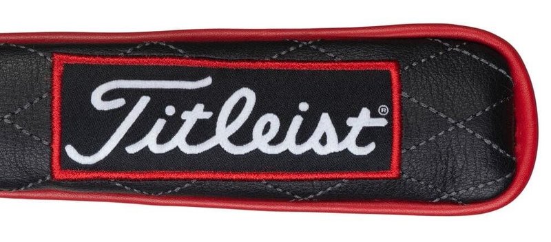 Titleist Jet Black Tour Alignment Stick Cover, zwart/rood