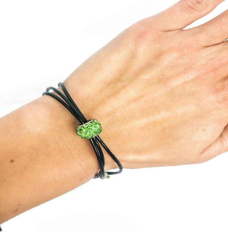 Handmade Teraka armband, type 005, zwart/groen
