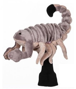 Daphne's Scorpion hybrid headcover