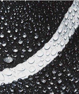 Under Armour Stormproof Cloudstrike heren jack, zwart/wit