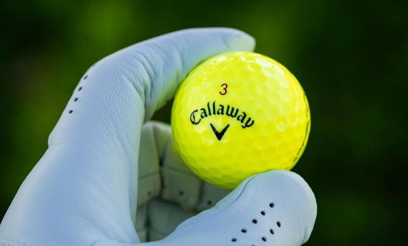 Callaway Chrome Tour 24 golfballen, geel