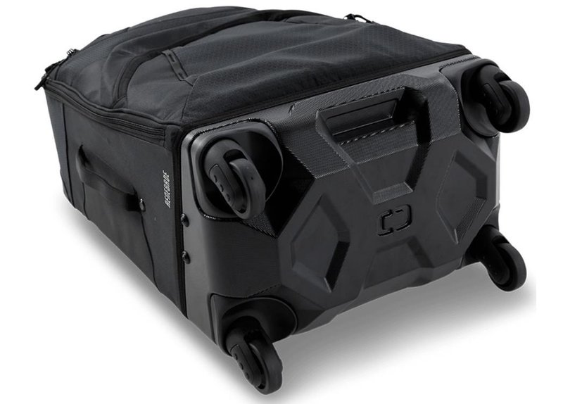 Ogio Renegade 22" 4-Wheel Travel Bag 33L reistas, zwart