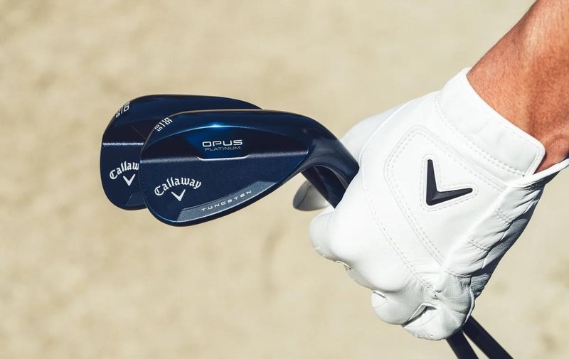 Callaway Opus Platinum Blue wedge, graphite