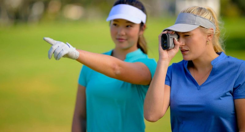 Nikon Coolshot 20i GIII laser rangefinder
