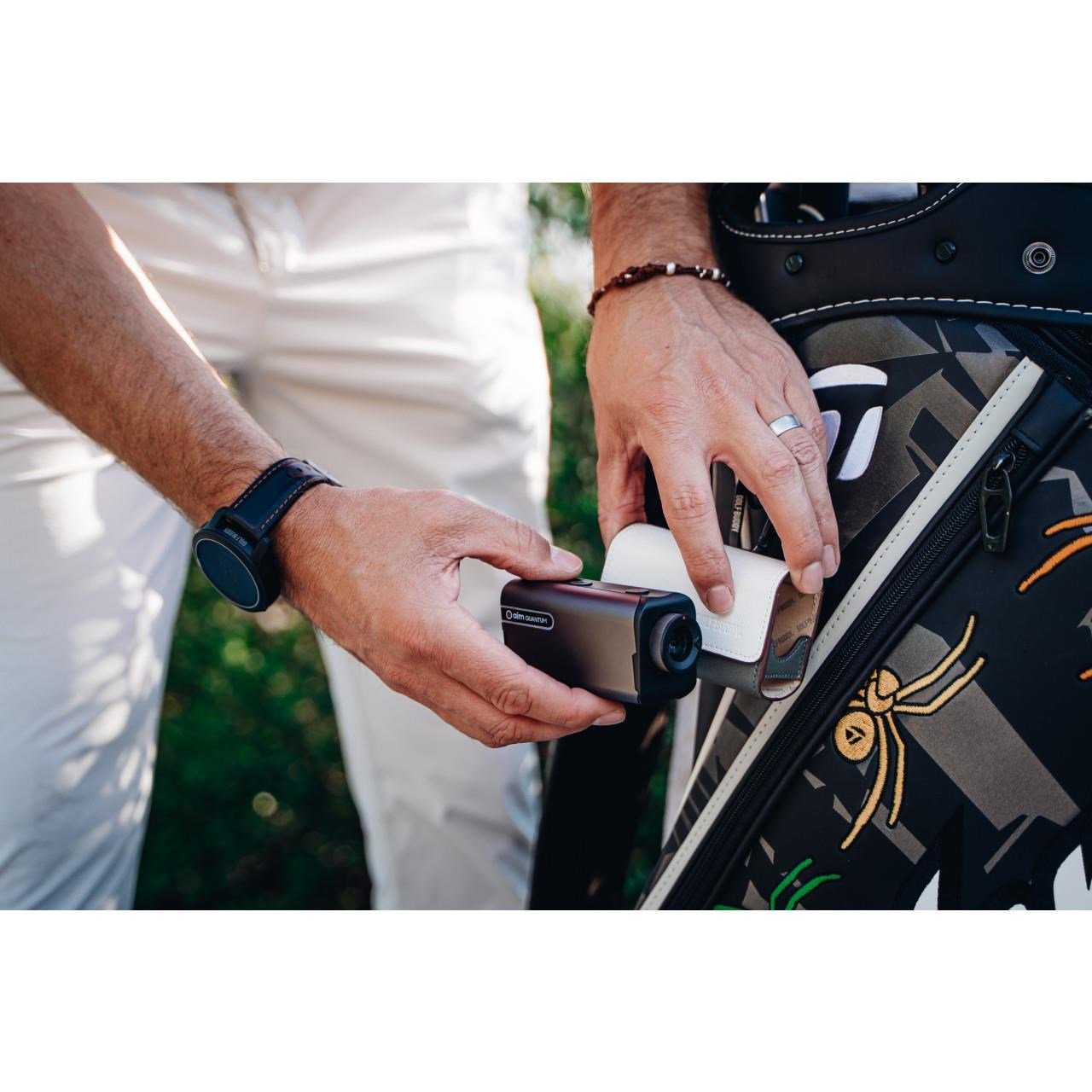 Golf Buddy aim QUANTUM laserrangefinder