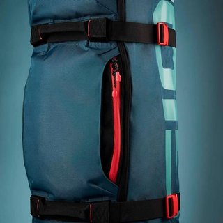 Ogio Alpha Mid travel bag, zwart
