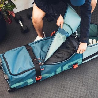 Ogio Alpha Mid travel bag, zwart