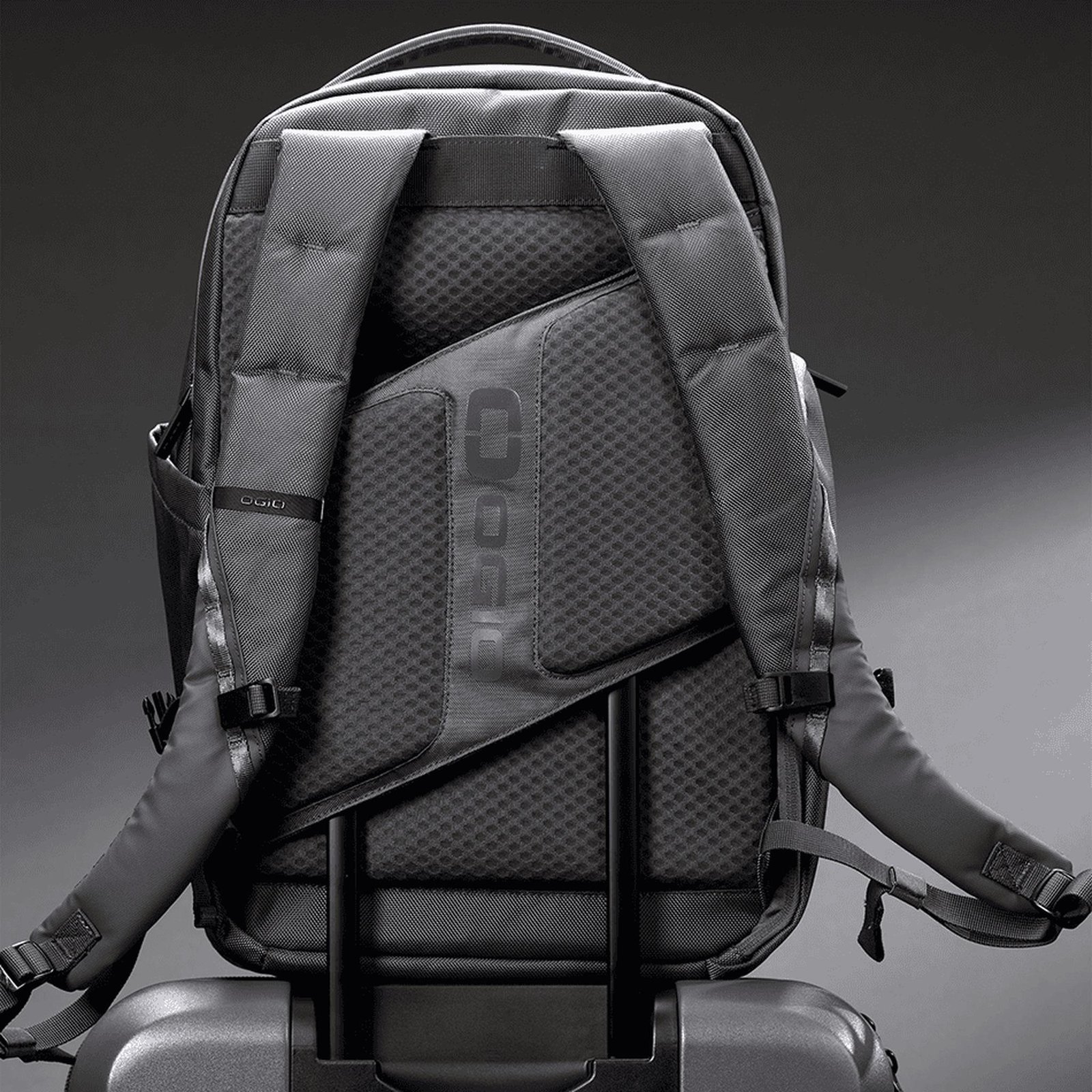 Ogio Ogio Pace Pro 25L Backpack tas, grey pinstripe