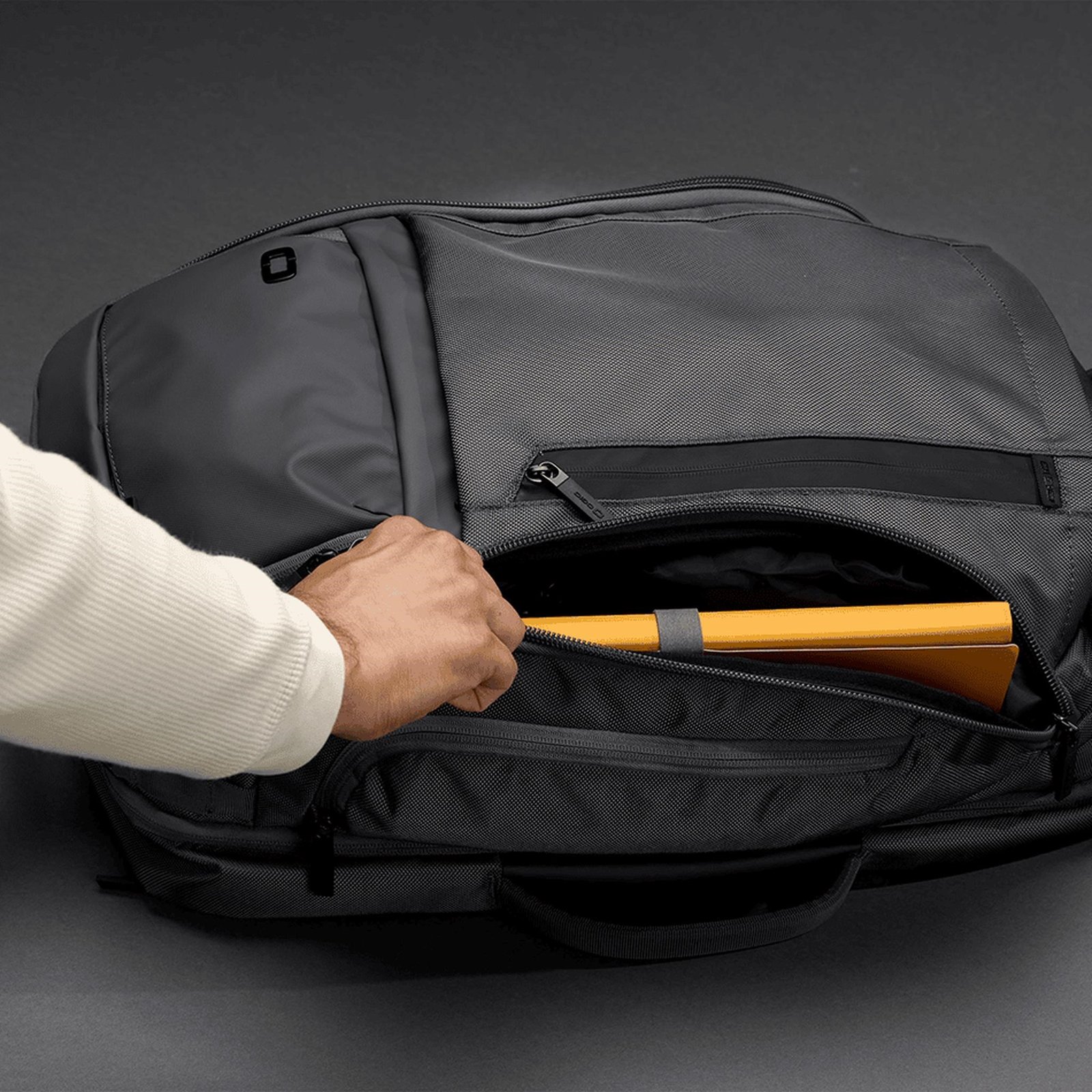 Ogio Ogio Pace Pro Max 45L Travel Pack tas, grey pinstripe