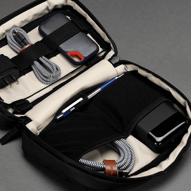 Ogio Pace Pro Tech Case 2L tas, zwart
