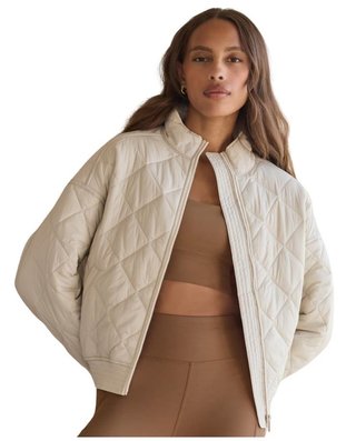 Travis Mathew Lights at Night Quilted dames jack, pumice stone