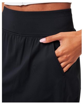 Travis Mathew Game Set Match Moveknit dames skort, zwart