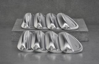 Mizuno Pro T-3 Soft White Satin wedge, staal