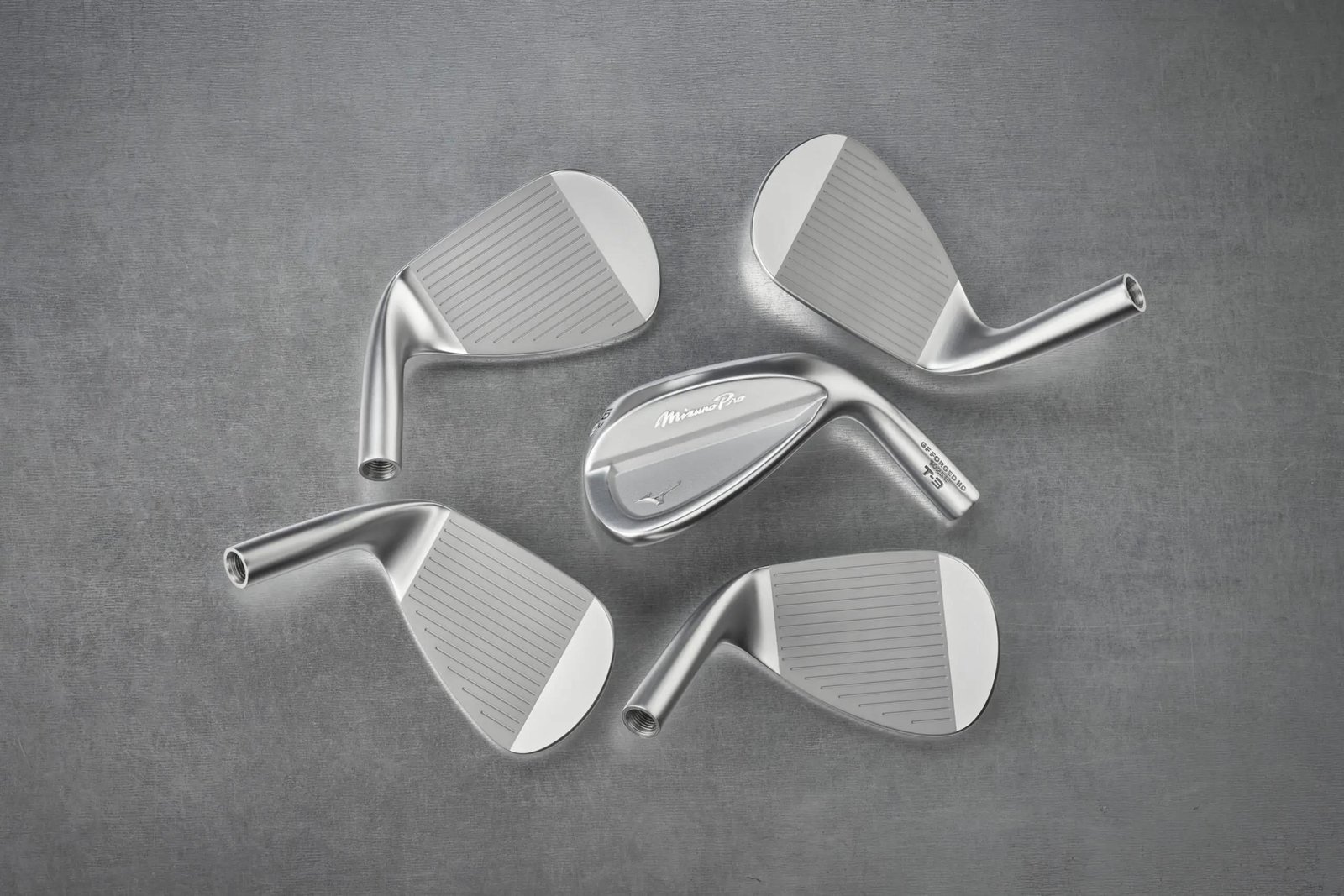 Mizuno Pro T-3 Soft White Satin wedge, staal