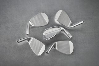 Mizuno Pro T-3 Soft White Satin wedge, staal