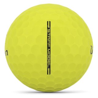 Wilson Staff Model 2025 golfballen, geel