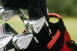 Srixon ZXi4 heren ijzers, grafiet