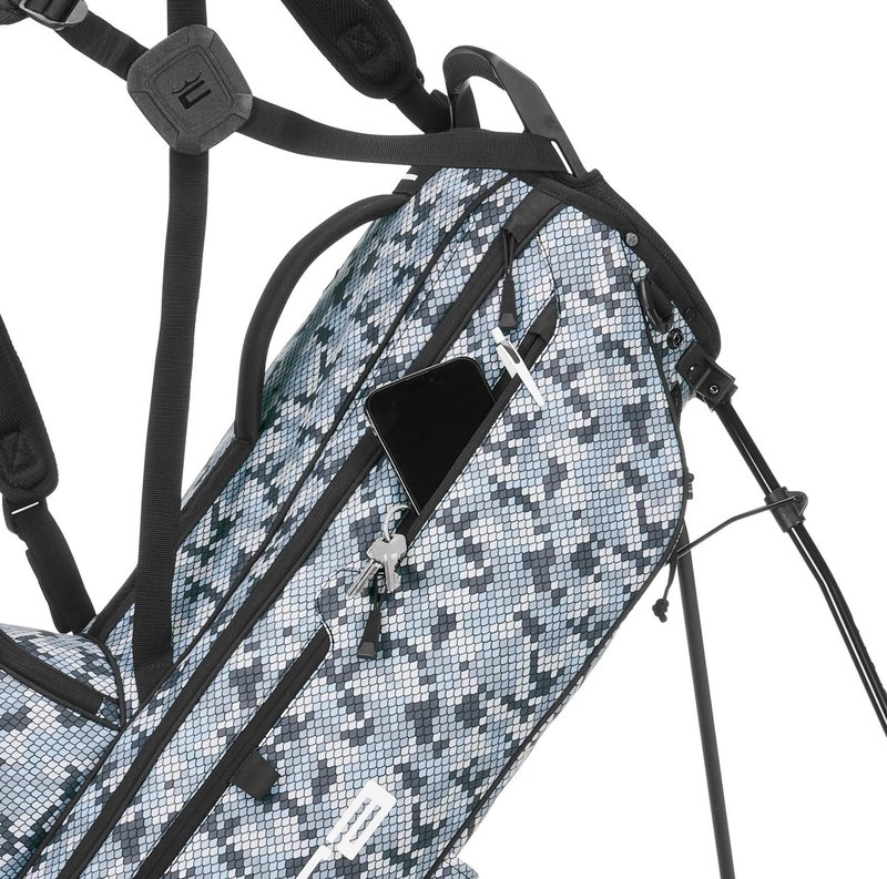 Cobra Ultralight Pro stand bag, winter snake camo