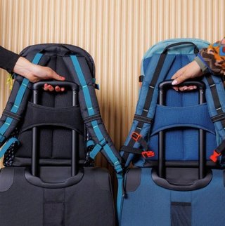 Ogio Alpha Terminal travel bag, pacific