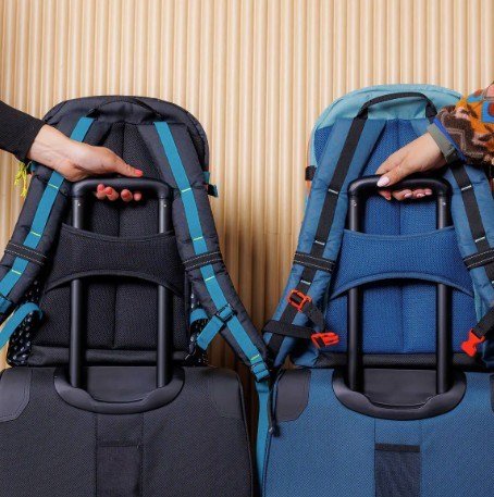 Ogio Alpha Terminal travel bag, pacific