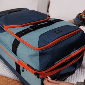 Ogio Alpha Terminal travel bag, pacific