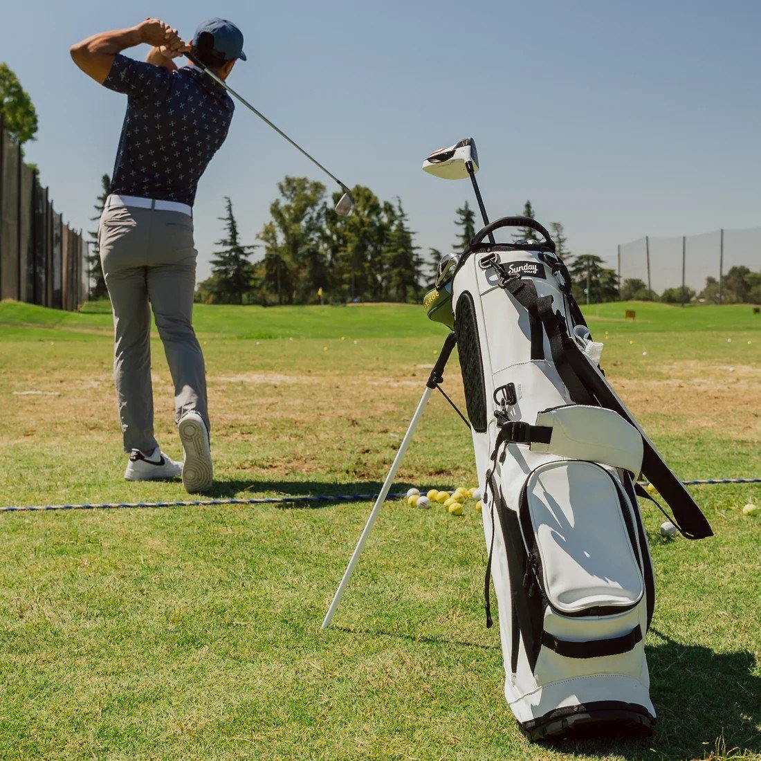 Sunday Golf Ryder S-Class stand bag, wit