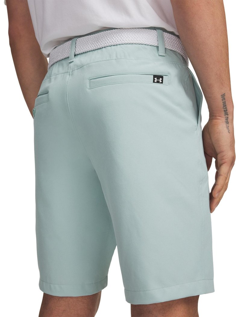 Under Armour Drive Tapered heren shorts, enamel blue/halo gray