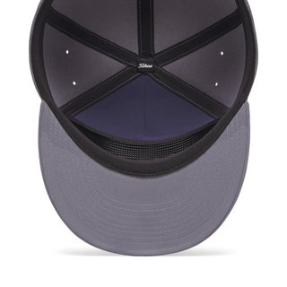 Titleist Santa Cruz Kickback heren cap, washed indigo/navy/crimson