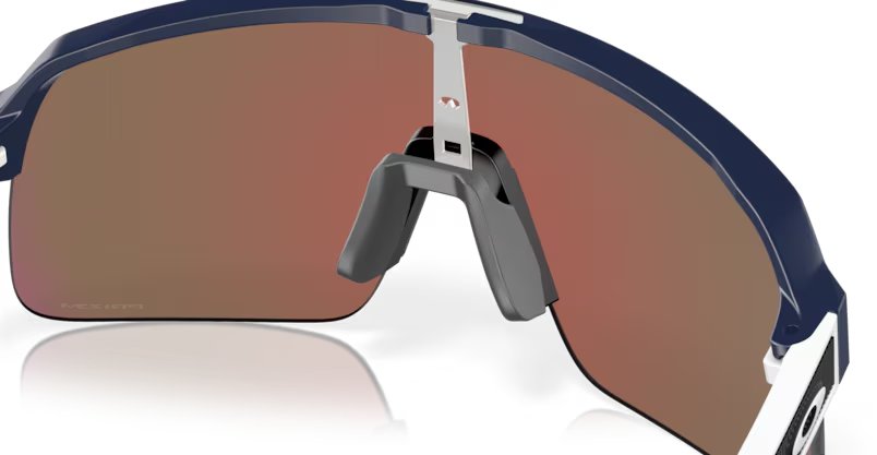 Oakley Sutro Lite Matte Navy/Matte White w/Prizm Violet zonnebril