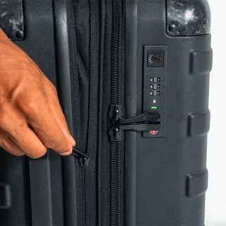 Ogio Renegade Vault Carry-On 35-40L reistas, wit