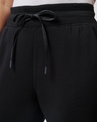 Travis Mathew Skyloft Soft Ankle dames broek, zwart