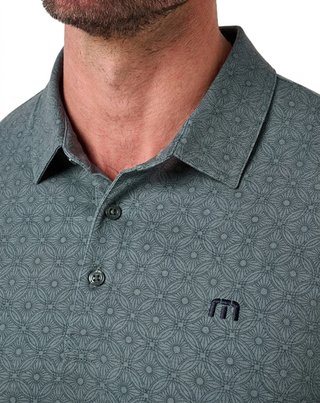 Travis Mathew Featherweight Trophy Ready heren polo, balsam green