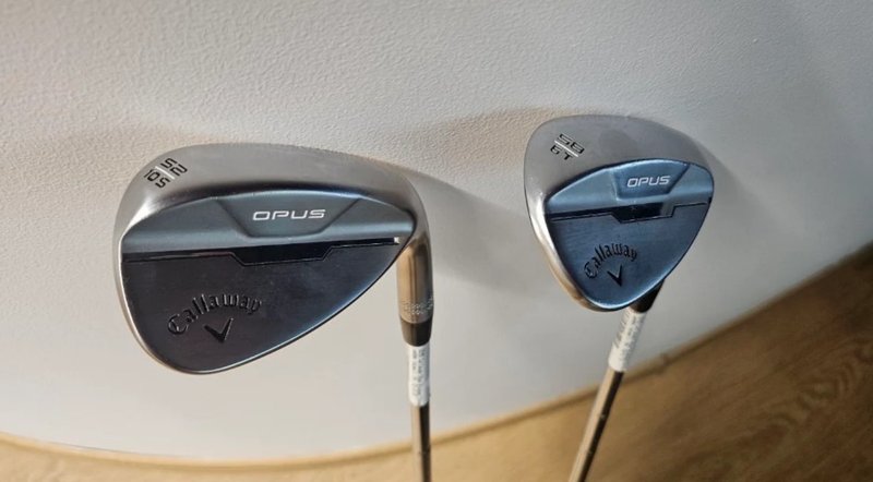 Callaway Opus Brushed Chrome heren wedge, staal