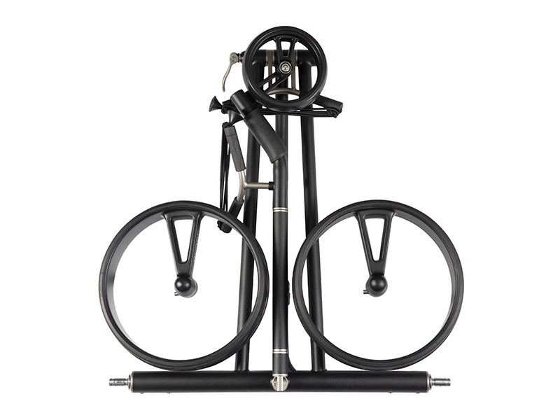 JuCad Phantom Titan Black on Black plat opgevouwen tot 65x60x11 cm transportformaat