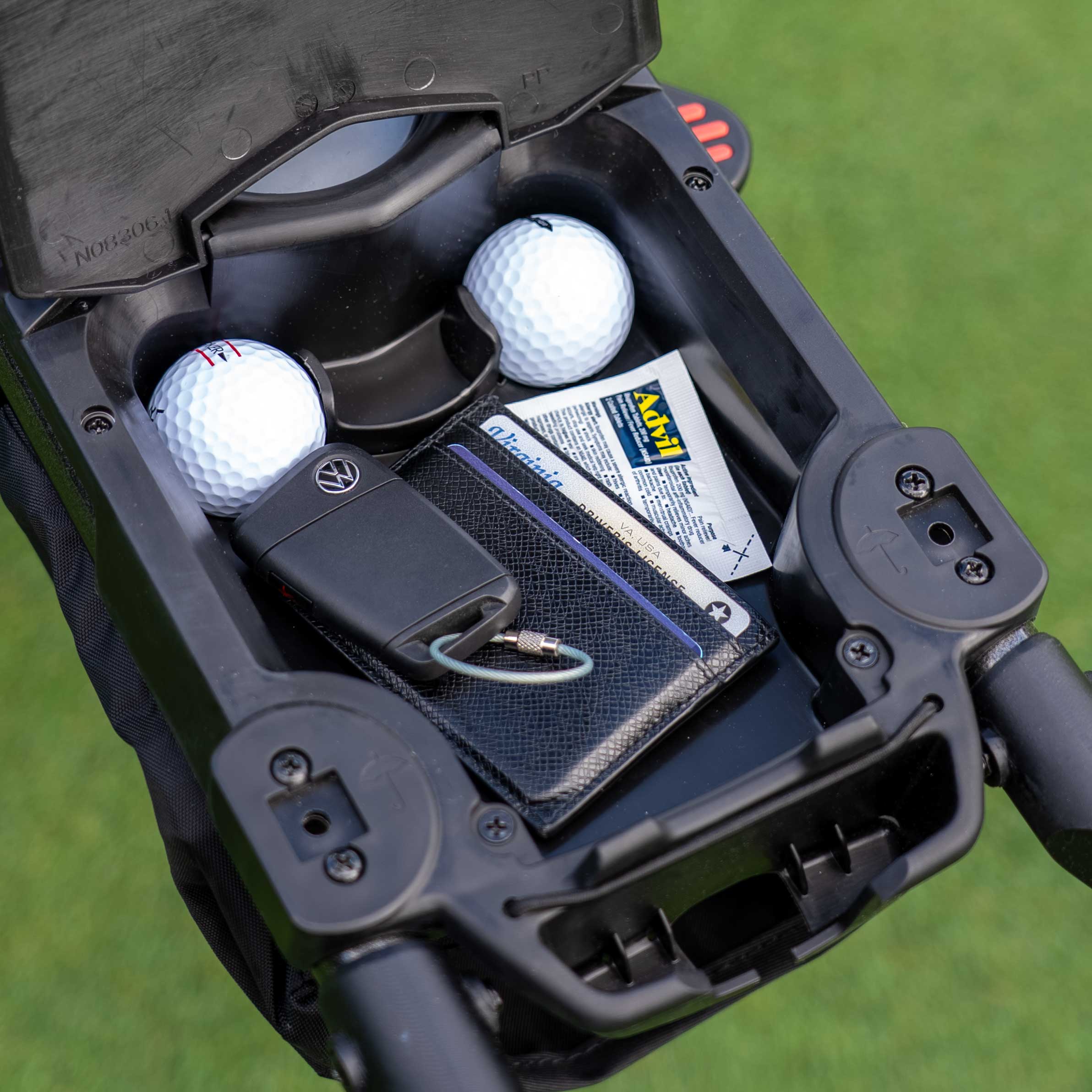 Bag Boy Slimfold opbergconsole met geïntegreerde bekerhouder en telefoonhouder