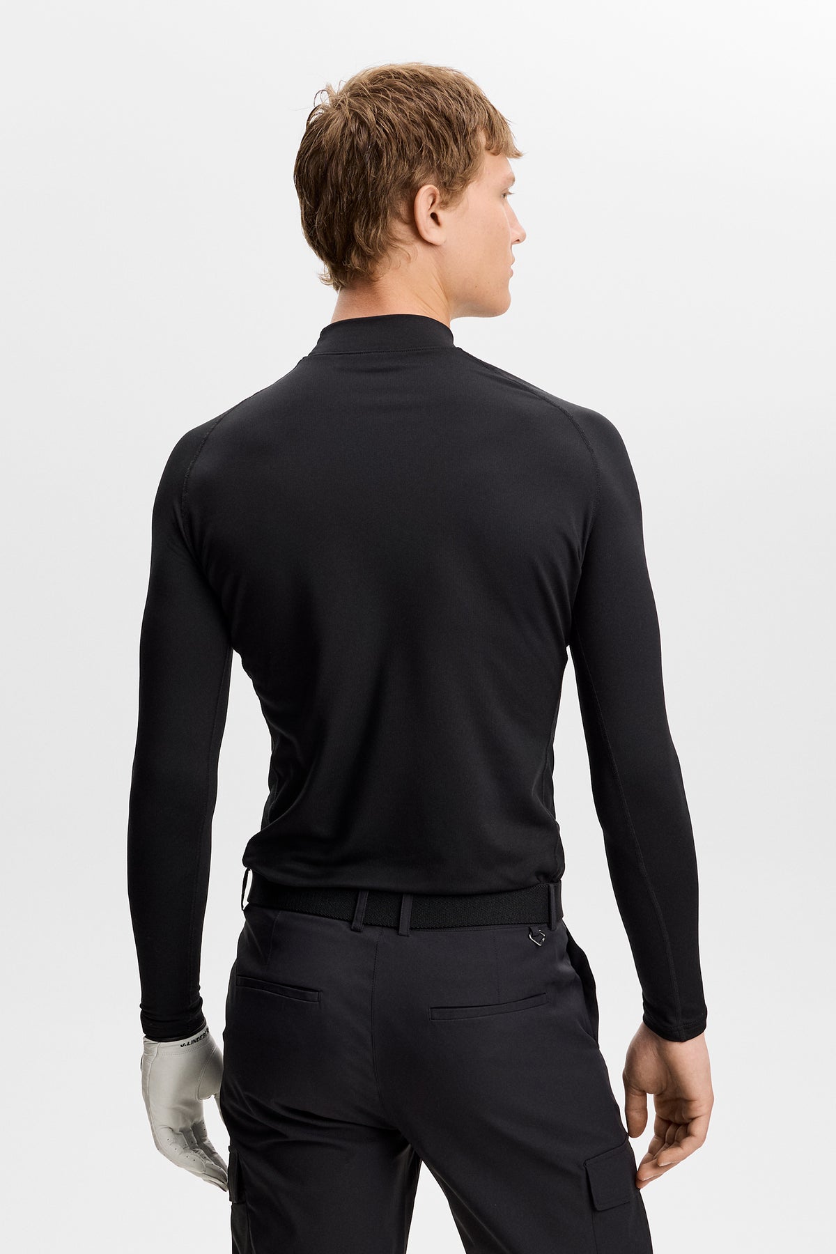 J.Lindeberg Ello Brushed Top Zwart – detail van hoge hals windbeschermingskraag
